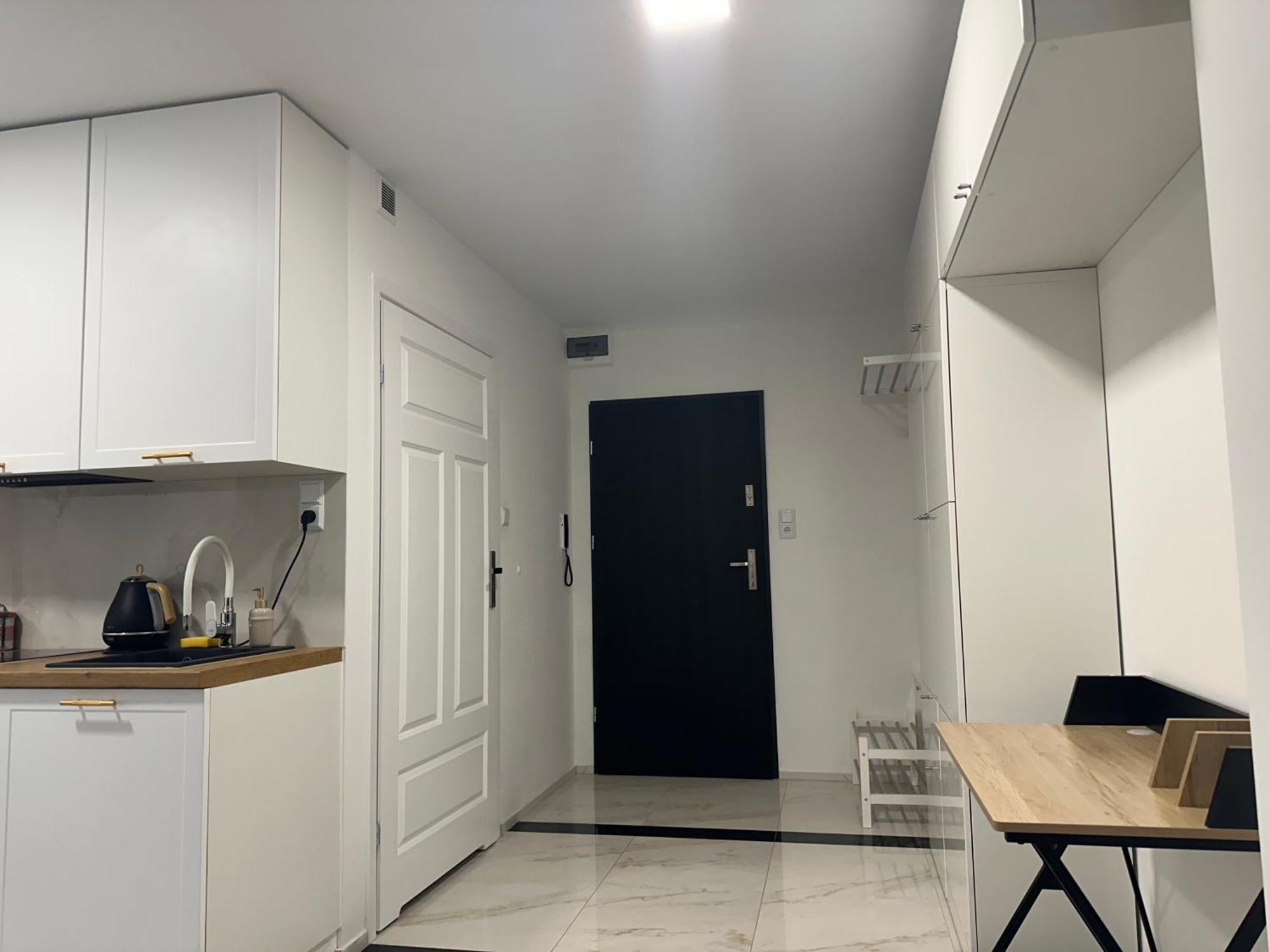 Moveen! Wynajem Apartamentow We Wroclawiu! 10 Minut Od Centrum Exteriör bild