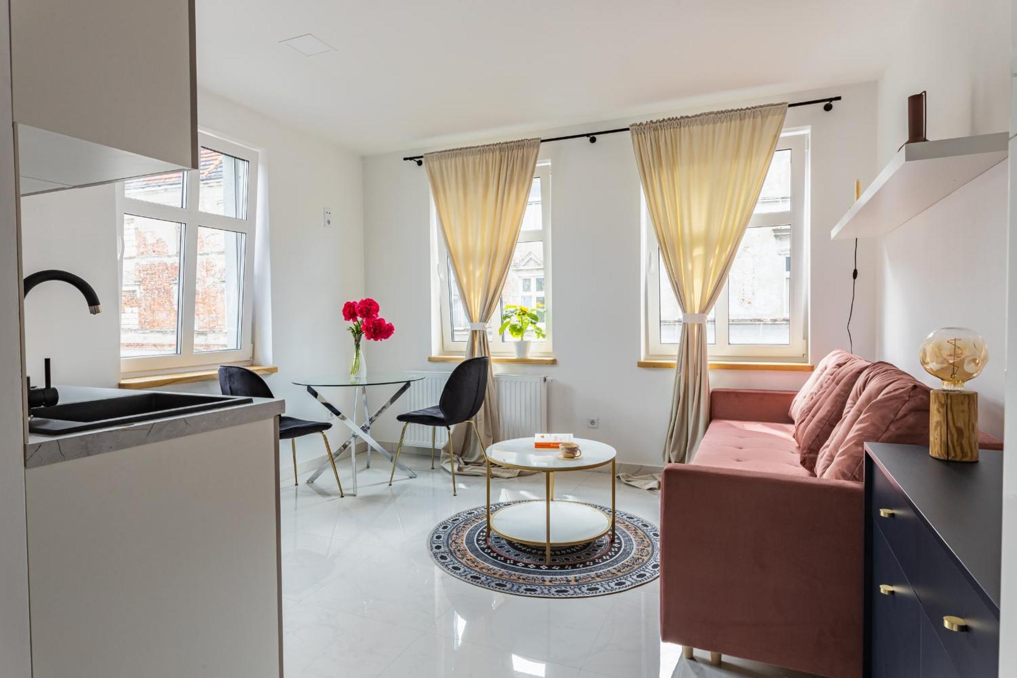 Moveen! Wynajem Apartamentow We Wroclawiu! 10 Minut Od Centrum Exteriör bild