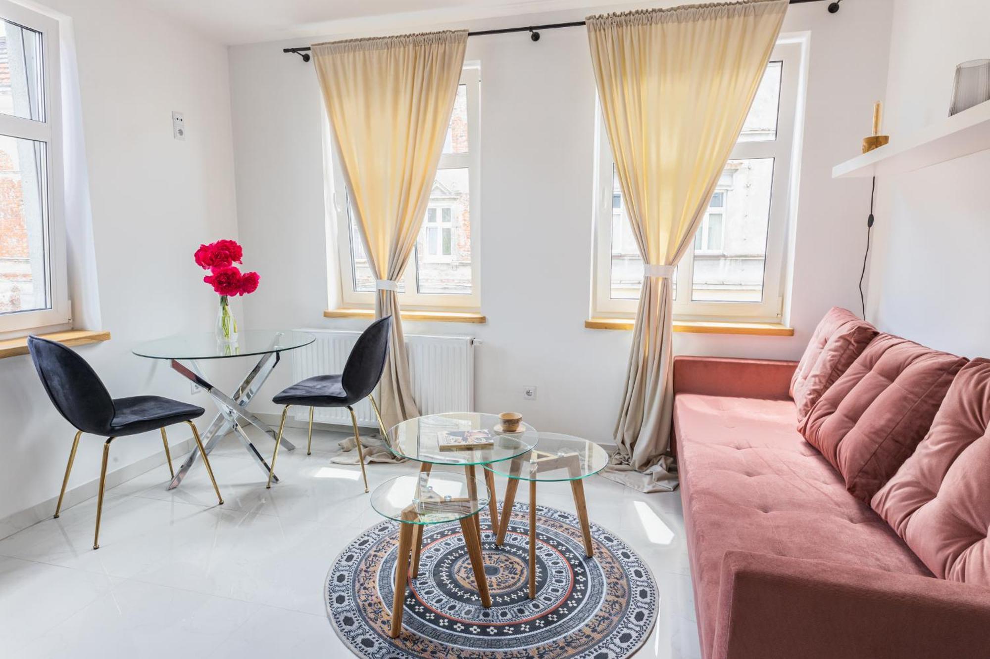 Moveen! Wynajem Apartamentow We Wroclawiu! 10 Minut Od Centrum Exteriör bild