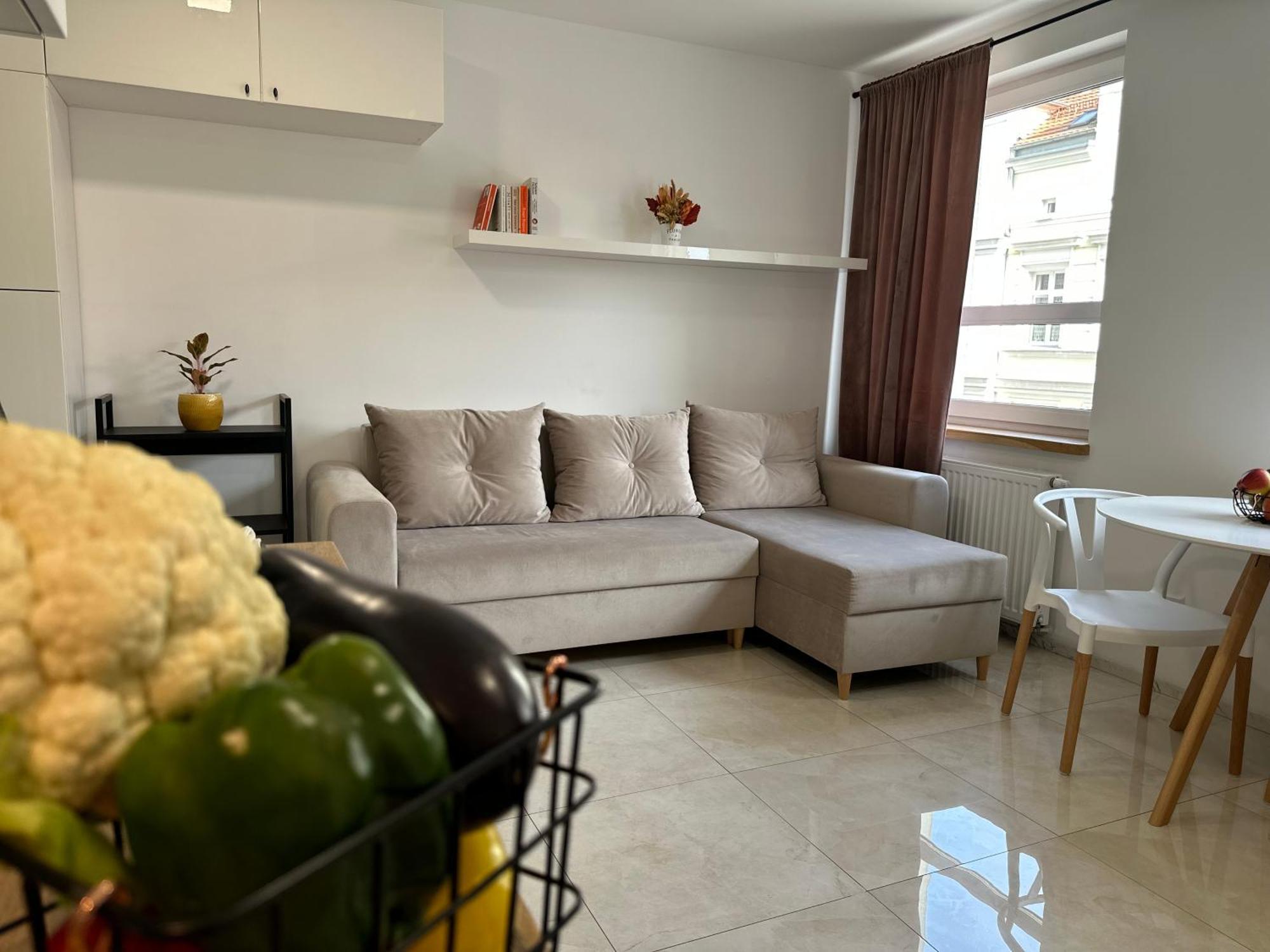 Moveen! Wynajem Apartamentow We Wroclawiu! 10 Minut Od Centrum Exteriör bild